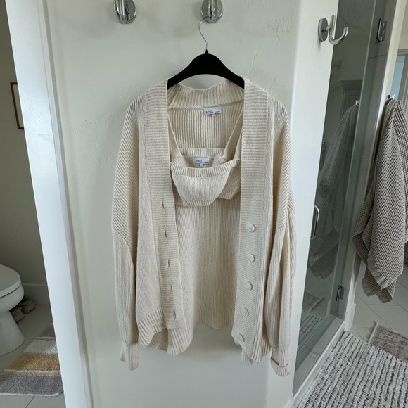 WeWoreWhat oversized knit cardigan - Picture 2 of 5